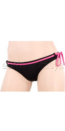 Low rise panties with ribbon belt