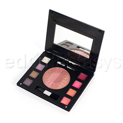 Beauty bronzers face palette (Lounging poolside)