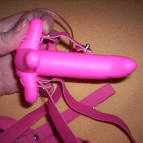 Mini g-spot strap-on